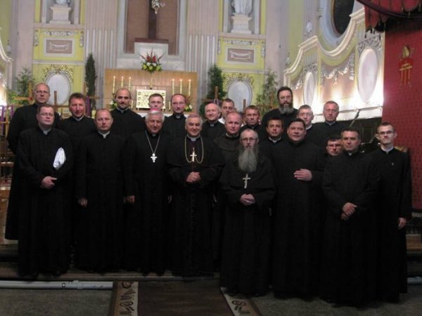 Єпископ Маркіян Трофим’як передав владу 